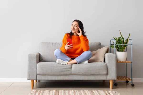 Beautiful Young Woman Mobile Phone Resting Couch Home — Stock Photo, Image