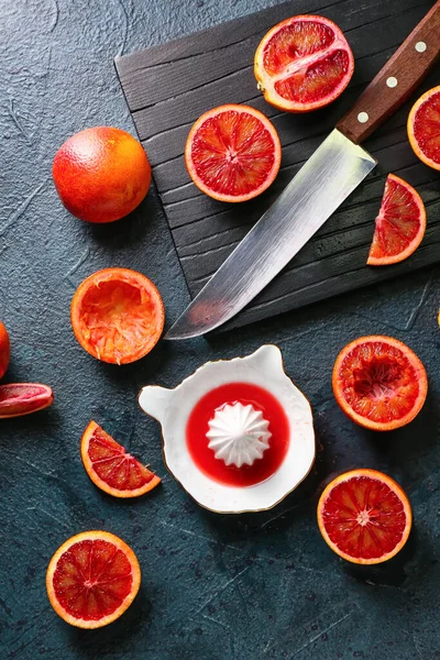 Ceramic Juicer Grapefruits Dark Background — Stock Photo, Image
