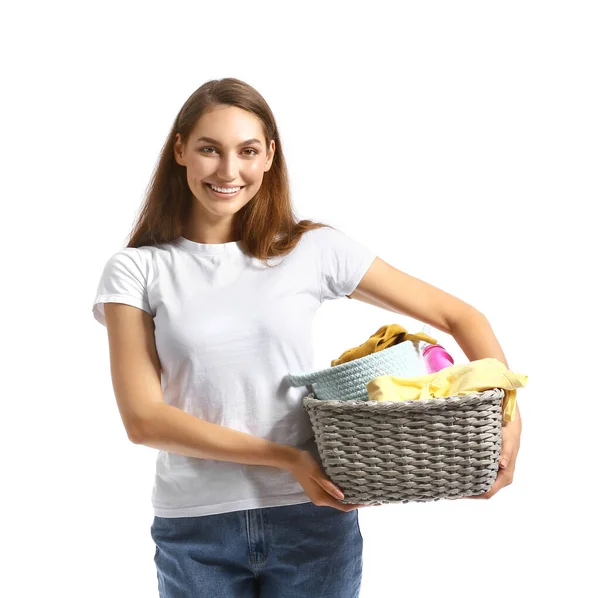 Bella Donna Che Tiene Cesto Vimini Con Lavanderia Sfondo Bianco — Foto Stock