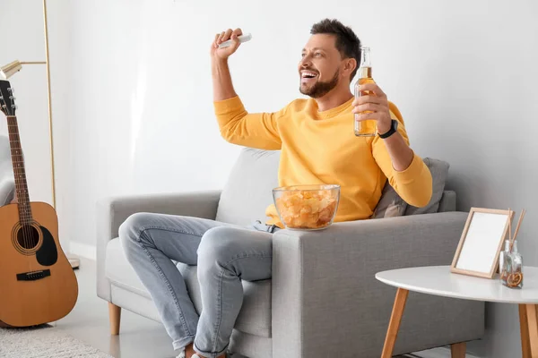 Happy Man Drinking Beer While Watching Sports Home — Stock Photo, Image