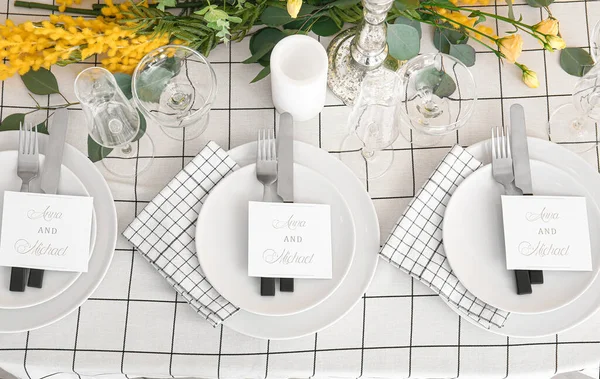 Stylish Table Setting Wedding Invitations — Stock Photo, Image