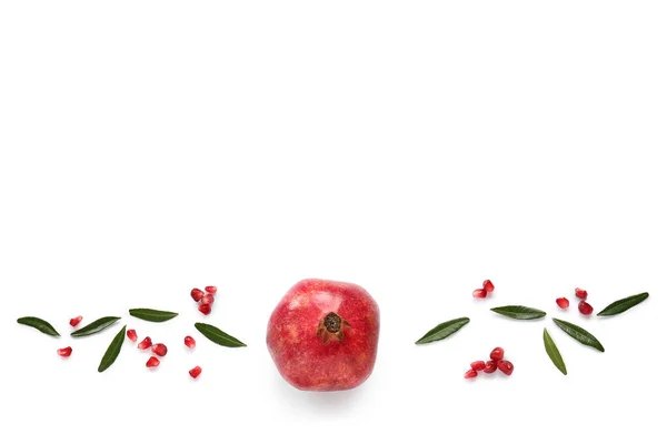 Tasty Ripe Pomegranate Seeds White Background — Stock Photo, Image