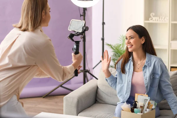 Young Female Beauty Blogger Recording Video Studio — Stock Photo, Image