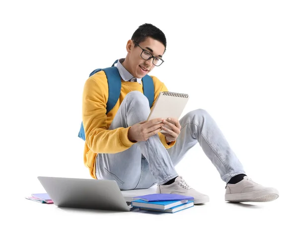 Maschio Studente Asiatico Con Notebook Laptop Sfondo Bianco — Foto Stock