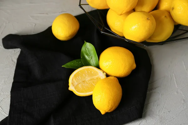 Masada Taze Sarı Limonlar — Stok fotoğraf