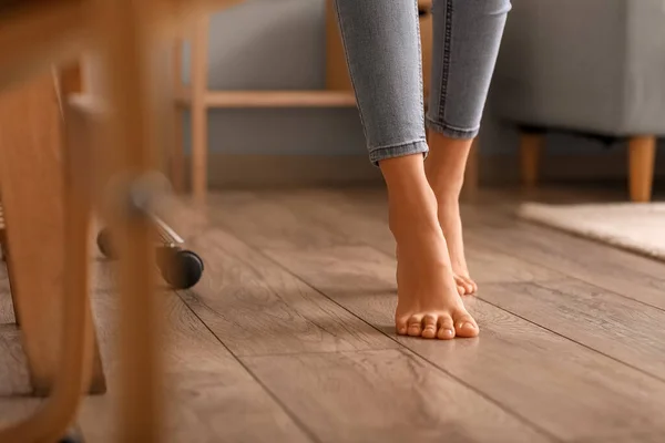 Bare Feet Young Woman Home Closeup — Stock Photo, Image