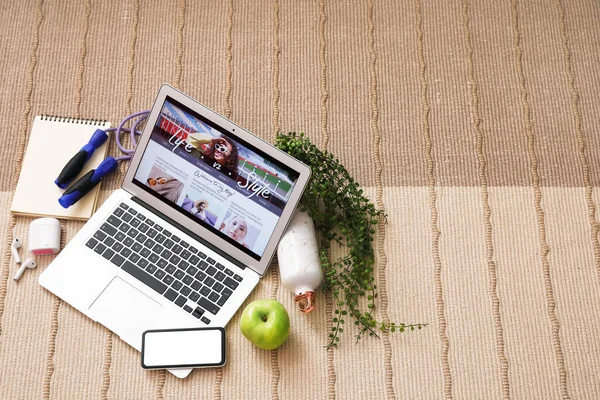 Laptop Mobile Phone Notebook Accessories Blogger Carpet — Stock Photo, Image