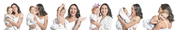 Conjunto Mulher Feliz Sua Filhinha Após Banho Fundo Branco — Fotografia de Stock