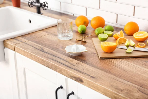 Ceramic Juicer Citrus Fresh Kitchen Counter — Stock Photo, Image