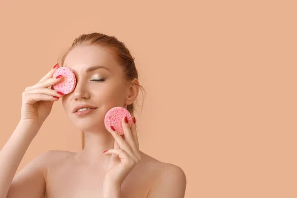 Beautiful Woman Makeup Sponges Color Background — Stock Photo, Image