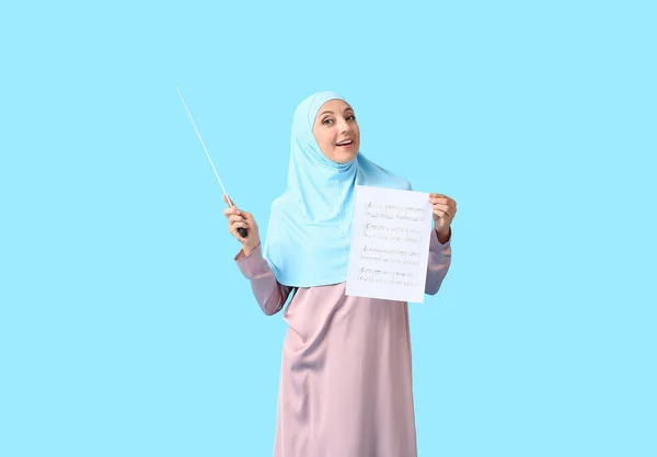Muslim Music Teacher Note Sheet Color Background — Stock Photo, Image