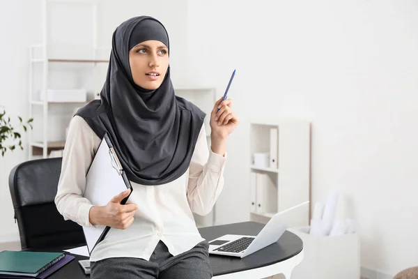 Portrait Muslim Secretary Office — Stock Photo, Image