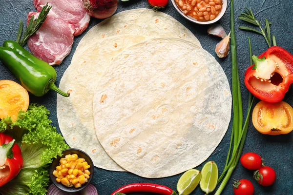Tortillas Fresh Ingredients Preparing Tasty Burrito Dark Background — Stock Photo, Image
