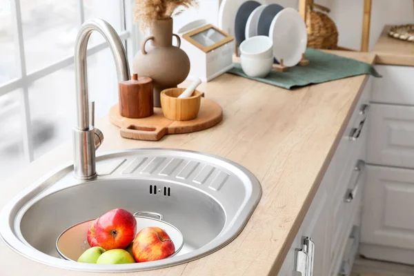 Wooden Counter Sink Different Cookware Light Kitchen — Stock Photo, Image