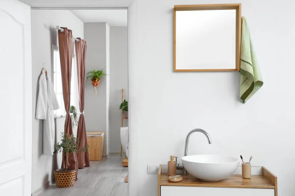 Modern Sink Mirror Bathroom — Stock Photo, Image