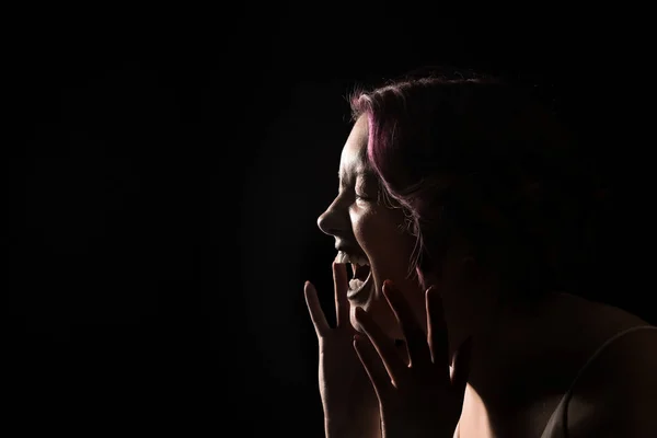 Silhouette Screaming Young Woman Black Background — Stock Photo, Image