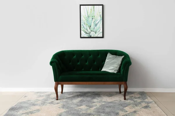 Beautiful Picture Comfortable Sofa Light Wall — Stock Photo, Image