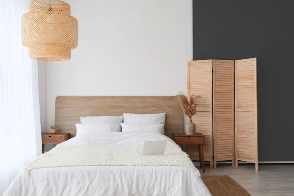 Interior Stylish Bedroom Folding Screen Lamp — Stock Photo, Image
