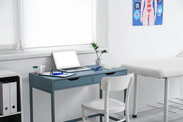 Doctor Workplace Laptop Big Window Medical Office — Stock Photo, Image