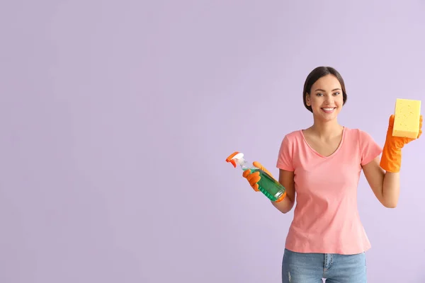 Young Woman Sponge Detergent Color Background — Stock Photo, Image