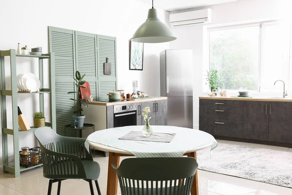Matbord Med Stolar Modern Inredning Kök — Stockfoto