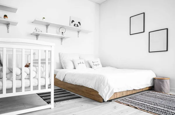 Modern Interior Cozy Room Big Bed Comfortable Baby Crib — Stock Photo, Image