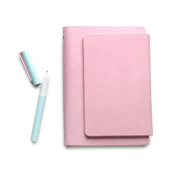 Ноутбук Ручка Изолированы Белом — стоковое фото