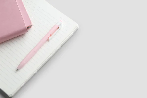 Notebooks Pen Light Background — Stock Photo, Image