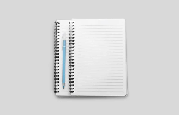 Notebooky Pero Světlém Pozadí — Stock fotografie