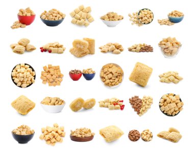 Beyaz arka planda lezzetli mısır yastıkları.