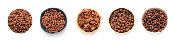 Sada Misky Chutnými Čokoládové Vločky Kukuřice Bílém Pozadí — Stock fotografie
