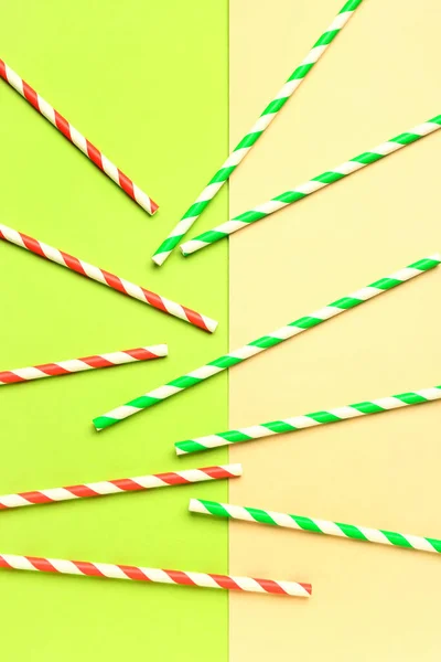 Stylish Straws Drinks Green Background — Stock Photo, Image