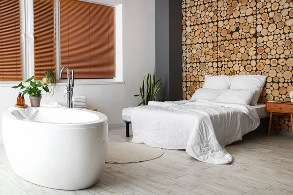 Elegante Interior Dormitorio Con Bañera — Foto de Stock