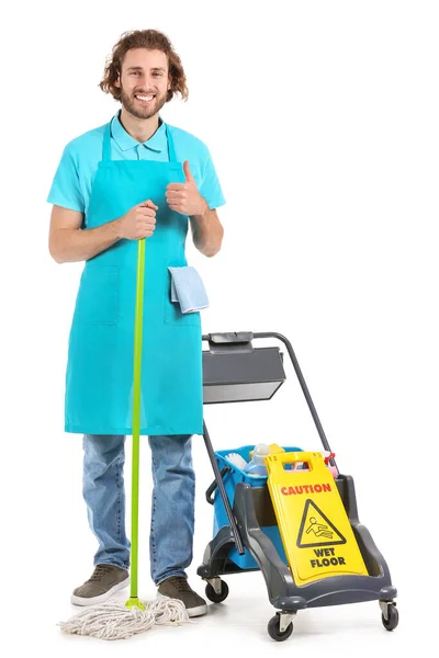 Jovem Trabalhador Serviço Limpeza Com Esfregão Carrinho Fundo Branco — Fotografia de Stock