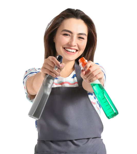 Jonge Vrouw Met Wasmiddelen Geïsoleerd Wit — Stockfoto