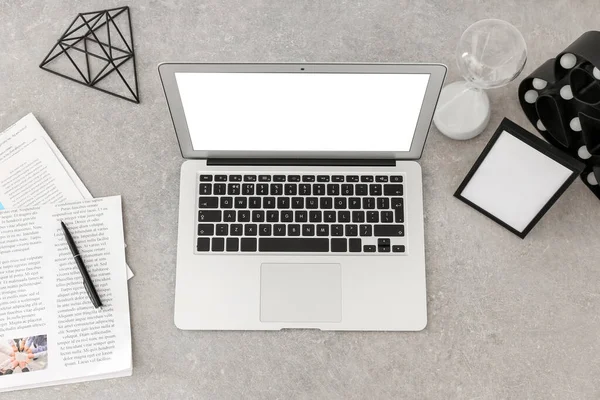 Newspapers Modern Laptop Stylish Decor Grey Table — Stock Photo, Image