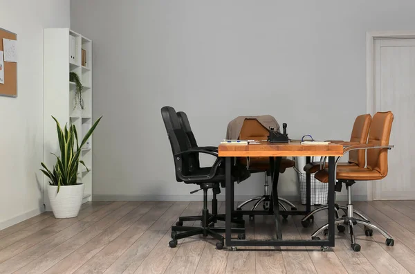 Interior Conference Hall Table Chairs Shelf Unit — 스톡 사진