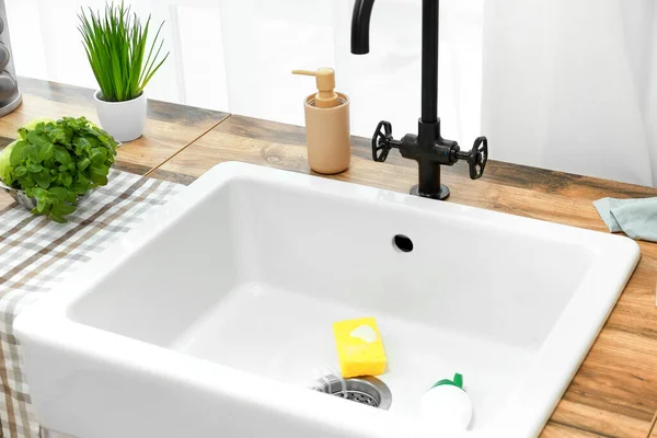 Modern Sink Sponge Washing Dishes Kitchen — стоковое фото