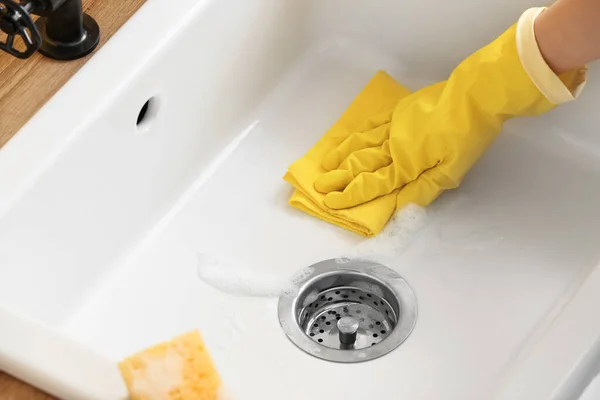 Woman Rubber Gloves Cleaning Sink Closeup — Stock Photo, Image