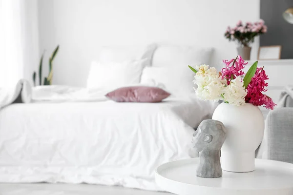 Vase Beautiful Hyacinth Flowers Stylish Decor Table Bedroom — ストック写真