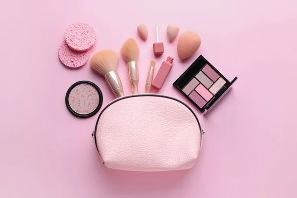 粉红底色化妆品袋 — 图库照片