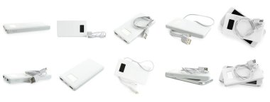 Beyaz üzerine izole güç bankaları ve telefonlar