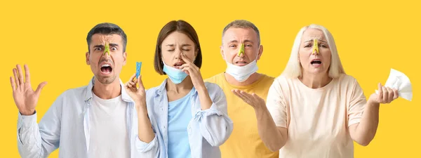 Ill People Clothespins Noses Yellow Background — ストック写真