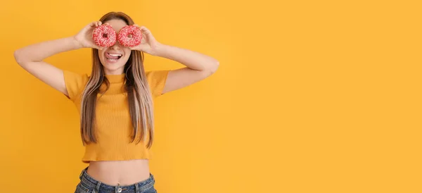 Funny Young Woman Tasty Donuts Orange Background Space Text — Stock Photo, Image