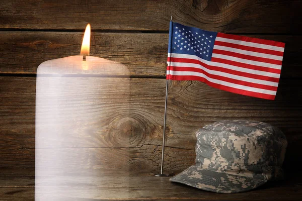 Double Exposure Burning Candle Military Hat Usa Flag Wooden Background — Stock Photo, Image