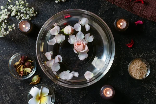 Beautiful Spa Composition Rose Petals Dark Background — Stock Photo, Image