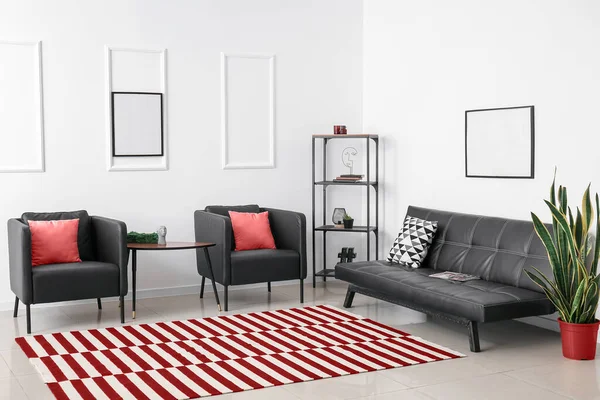 Interior Light Living Room Black Furniture Red Carpet —  Fotos de Stock