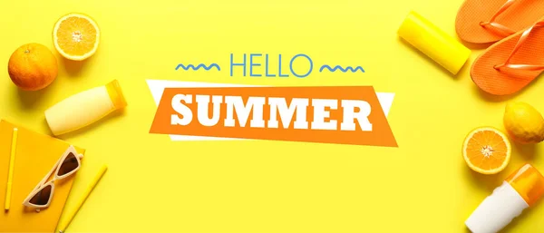 Набір Жіночих Пляжних Аксесуарів Апельсинових Фруктів Текстом Hello Summer Жовтому — стокове фото
