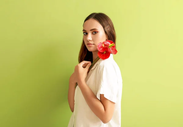 Portret Van Een Mooie Vrouw Met Boeket Van Anthurium Bloemen — Stockfoto