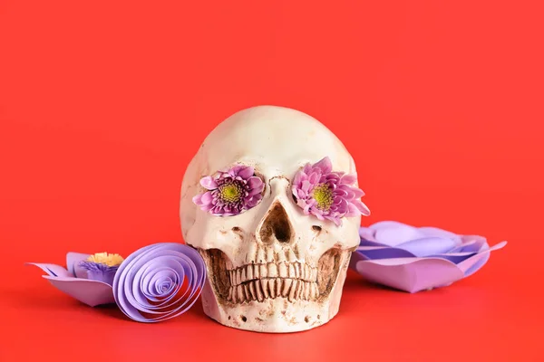 Human Skull Handmade Paper Flowers Red Background — Foto Stock